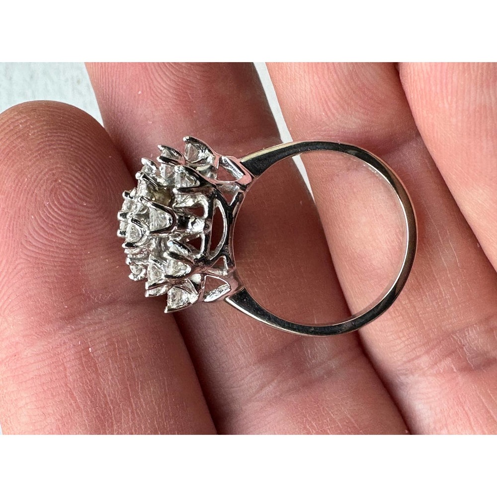 Vintage diamond and 14k white gold cocktail ring - Picture 10 of 11